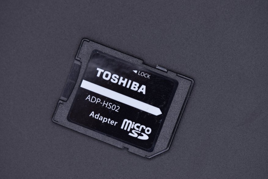 بطاقة Toshiba microSDXC UHS-I بسرعة 64 جيجا بايت 5