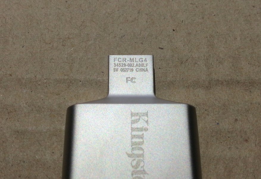 قارئ بطاقات Kingston MobileLite G4 USB 3.0: قوي وموثوق و UHS-II 9