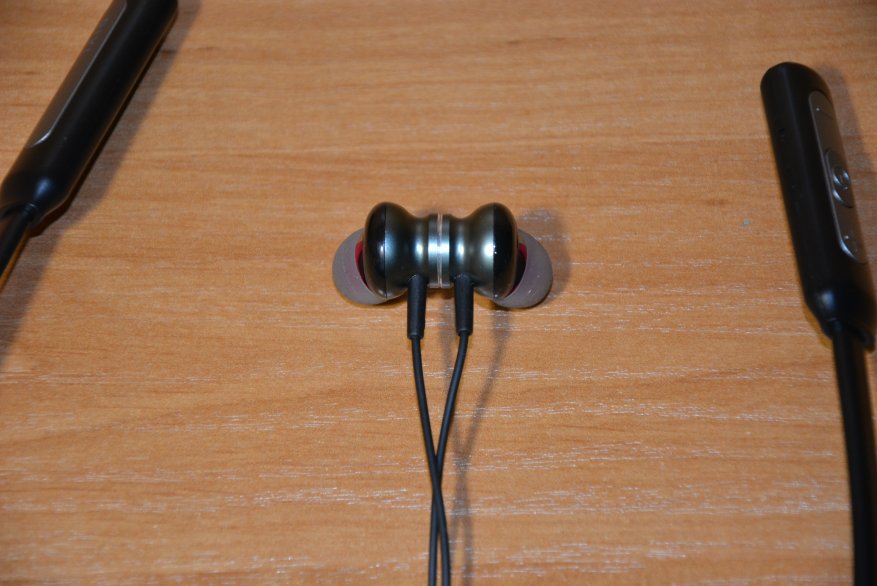 سماعات Divi BH7 Sports Bluetooth ذات عمر بطارية جيد وصوت لم تعد متوفرة للبيع 23