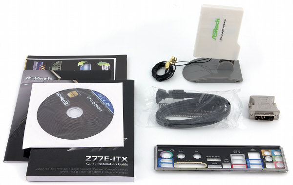 Комплект поставки материнской платы ASRock Z77E-ITX