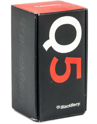 Коробка смартфона BlackBerry Q5