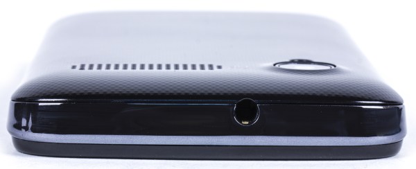 Дизайн смартфона Explay Atom