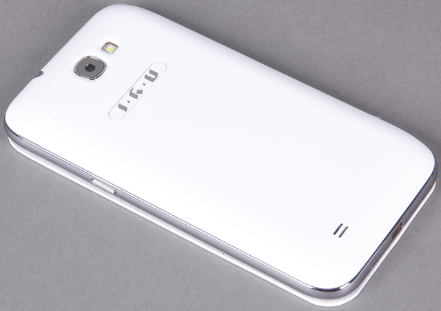 Внешний вид IRU M5302