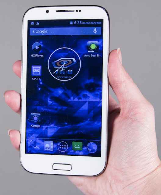 Внешний вид IRU M5302