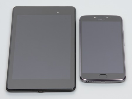 Обзор смартфона Moto E4 Plus. Тестирование дисплея