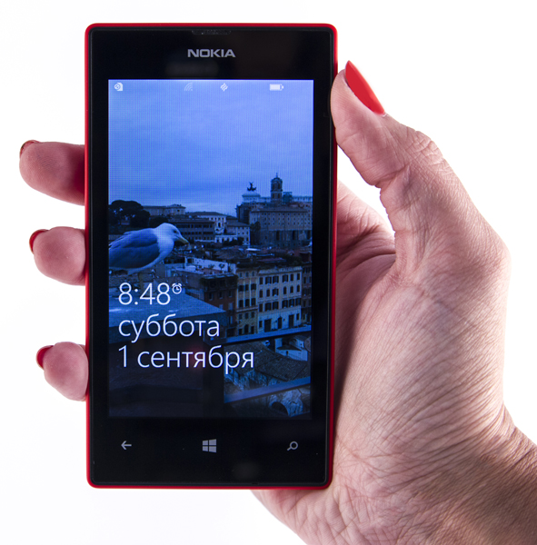 Внешний вид Nokia Lumia 520