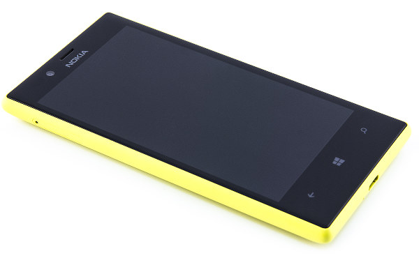 Внешний вид Nokia Lumia 720