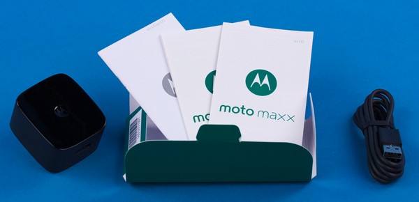 motorola-moto-maxx-bundle_s.jpg