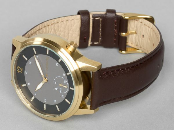 Фитнес-трекер Runtastic Moment Classic