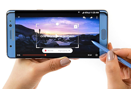 Смартфон Samsung Galaxy Note7, управление съемкой с помощью стилуса.