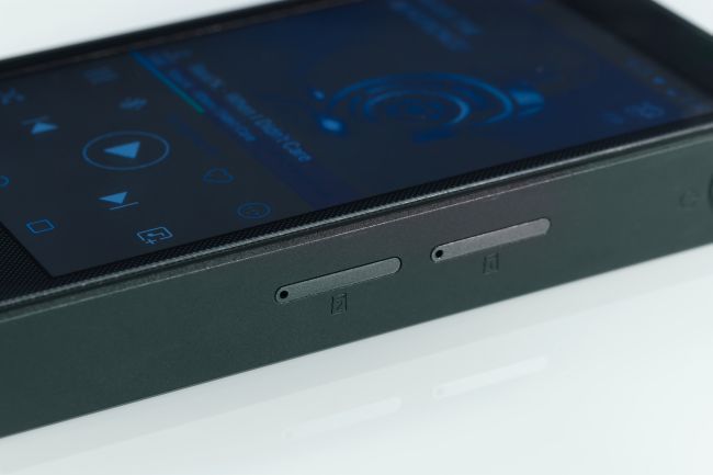 Аудиофильский плеер FiiO X5 III (3rd Gen) на базе dual mono AK4490 и ОС Android