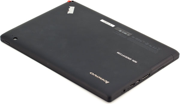 Вид задней стороны планшета Lenovo ThinkPad Tablet