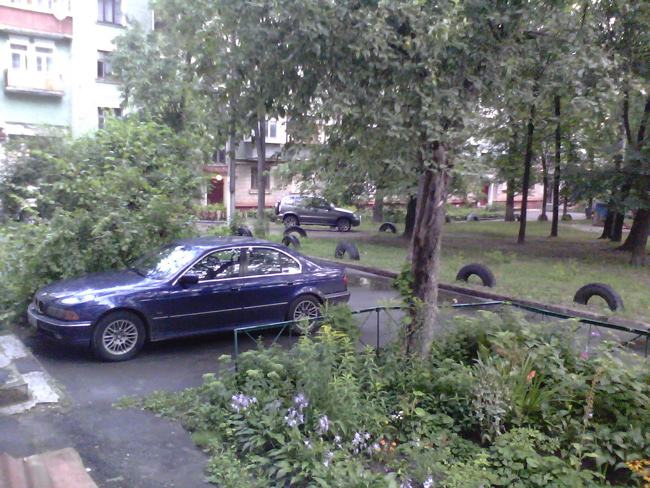 Планшет PD10 FreeLander GPS. Снимок тыловой камерой