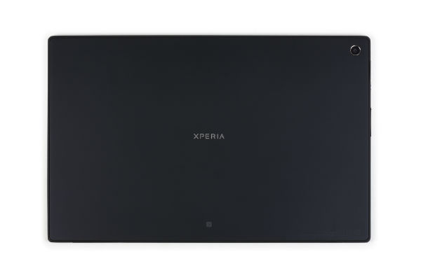 Задняя сторона планшета Sony Xperia Tablet Z