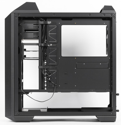 Вид на шасси справа