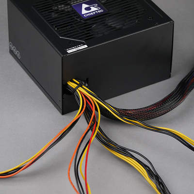 Провода и разъемы блока питания Chieftec CPS-750S