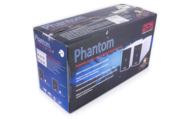 общий вид ИБП PowerCom Phantom PTM 600AP