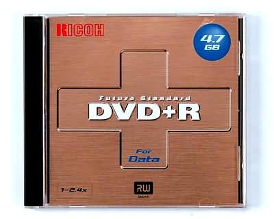 DVD+RW привод и DVD+R диски от Ricoh