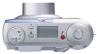 3,3-мегапиксельная цифровая камера Mega-Image 35 от Yakumo