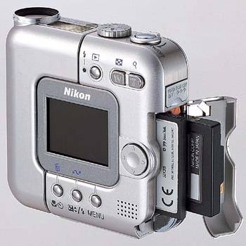 iXBT Labs - Nikon Coolpix SQ: 3.1 megapixels in miniature