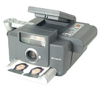 Цифровой Polaroid: старый друг лучше новых двух