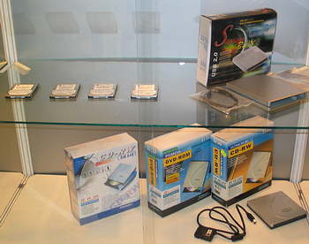 <b>Комтек 2003</b>: новые ноутбуки MaxSelect, VIA Antar, другие интересные экспонаты стенда