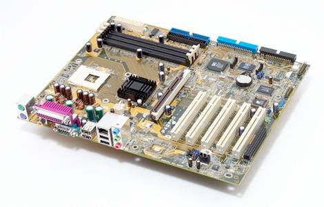 P4S800: новая Pentium 4 системная плата от ASUS на чипсете SiS648FX