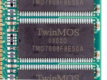 Фото дня: 512 Мб модули PC3200 DDR SDRAM от TwinMOS с ECC и CL=2