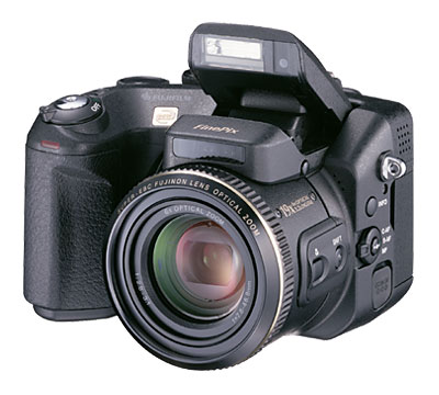 FinePix S7000: цифровая камера от Fujifilm с 6-Мп Super CCD HR сенсором и 6х оптическим зумом
