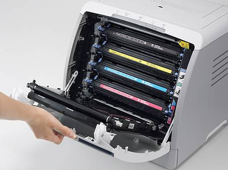 Canon Satera LBP5000: цветной лазерный принтер для дома