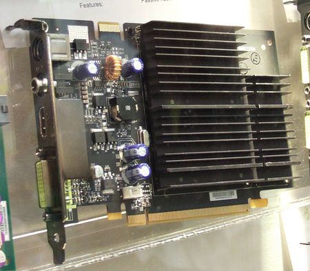 CeBIT 2007: системные платы XFX на nForce 680i LT SLI и видеоадаптеры на GeForce 7