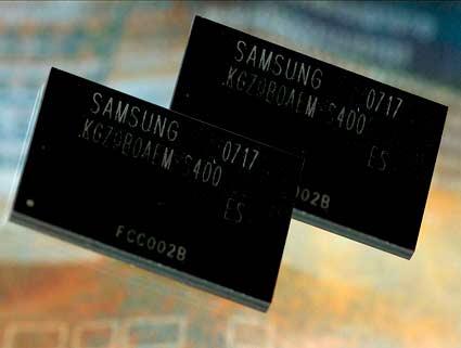 Samsung moviMCP: более 4 Гбайт памяти в одной микросхеме для мобильных устройств