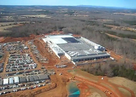 Новый центр обработки данных (ЦОД), построенный Apple в штате Северная Каролина (США)