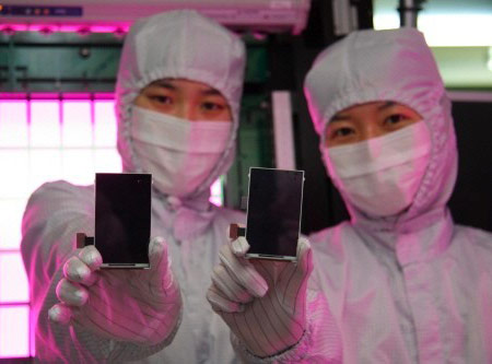 Samsung досрочно запускает новую линию по выпуску дисплеев AMOLED