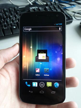 смартфон Samsung Galaxy Nexus