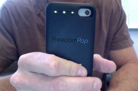 FreedomPop оборудовал чехол модемом WiMAX
