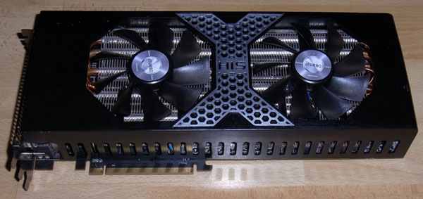 Графические процессоры 3D-карты HIS Radeon HD 7970 X2 работают на частоте 1050 МГц