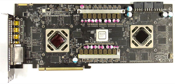 Графические процессоры 3D-карты HIS Radeon HD 7970 X2 работают на частоте 1050 МГц
