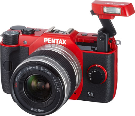 PENTAX расширяет систему Q камерой Q10 и принадлежностями для съемки