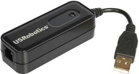 Миниатюрный модем USRobotics USR5639 подключается к порту USB