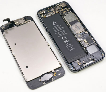 специалисты iFixit разобрали смартфон iPhone 5