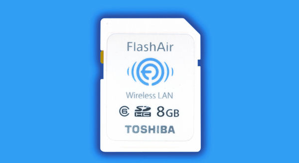 Бесплатное приложение из каталога Apple App Store обеспечивает доступ к карточкам памяти Toshiba FlashAir