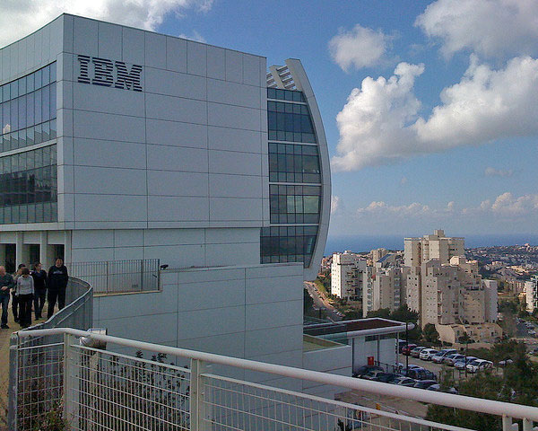 Опубликован отчет IBM за первый квартал 2013 года 
