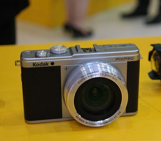 На выставке P&E 2013 замечена беззеркальная камера Kodak Pixpro