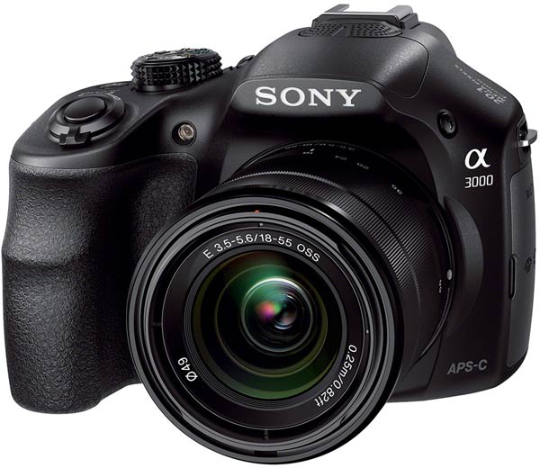 Камера Sony α3000 оснащена датчиком изображения формата APS-C
