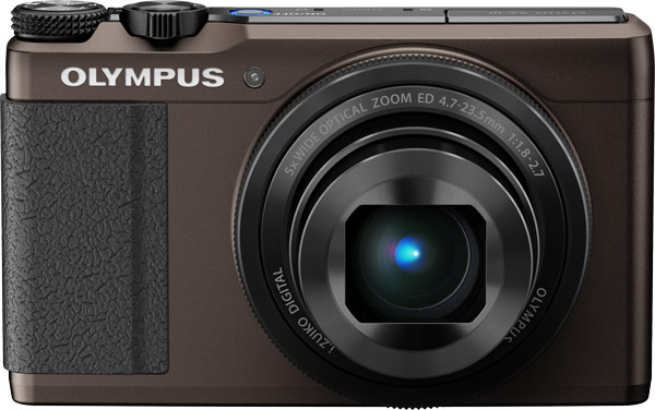 Максимальное значение диафрагмы объектива компактной камеры Olympus Stylus XZ-10 — F/1,8