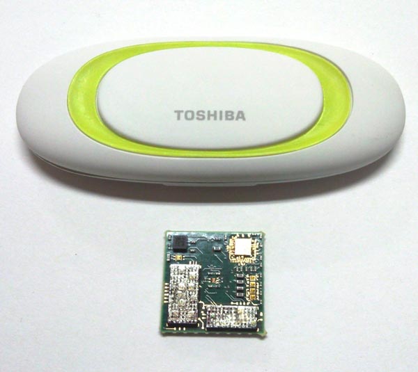 Прототип Silmee, созданный специалистами Toshiba, снимает кардиограмму, определяет сердечный ритм, температуру тела и следит за движениями