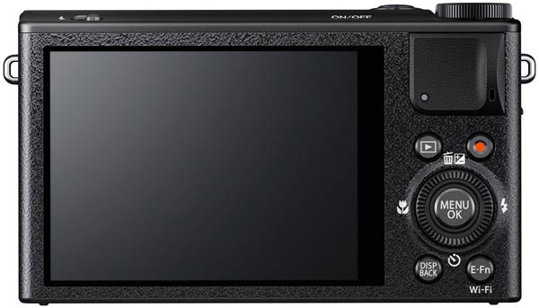 Рекомендованная розничная цена камеры Fujifilm XQ1 — 16 999 рублей