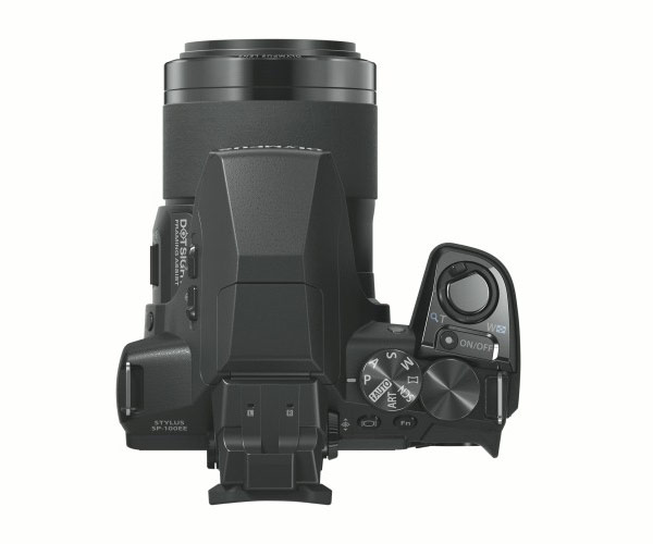 Камера Olympus Stylus SP-100EE должна появиться в продаже в марте по цене 399 евро