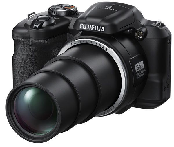 В камере Fujifilm FinePix S8600 используется датчик типа CCD формата 1/2,3 дюйма разрешением 16 Мп